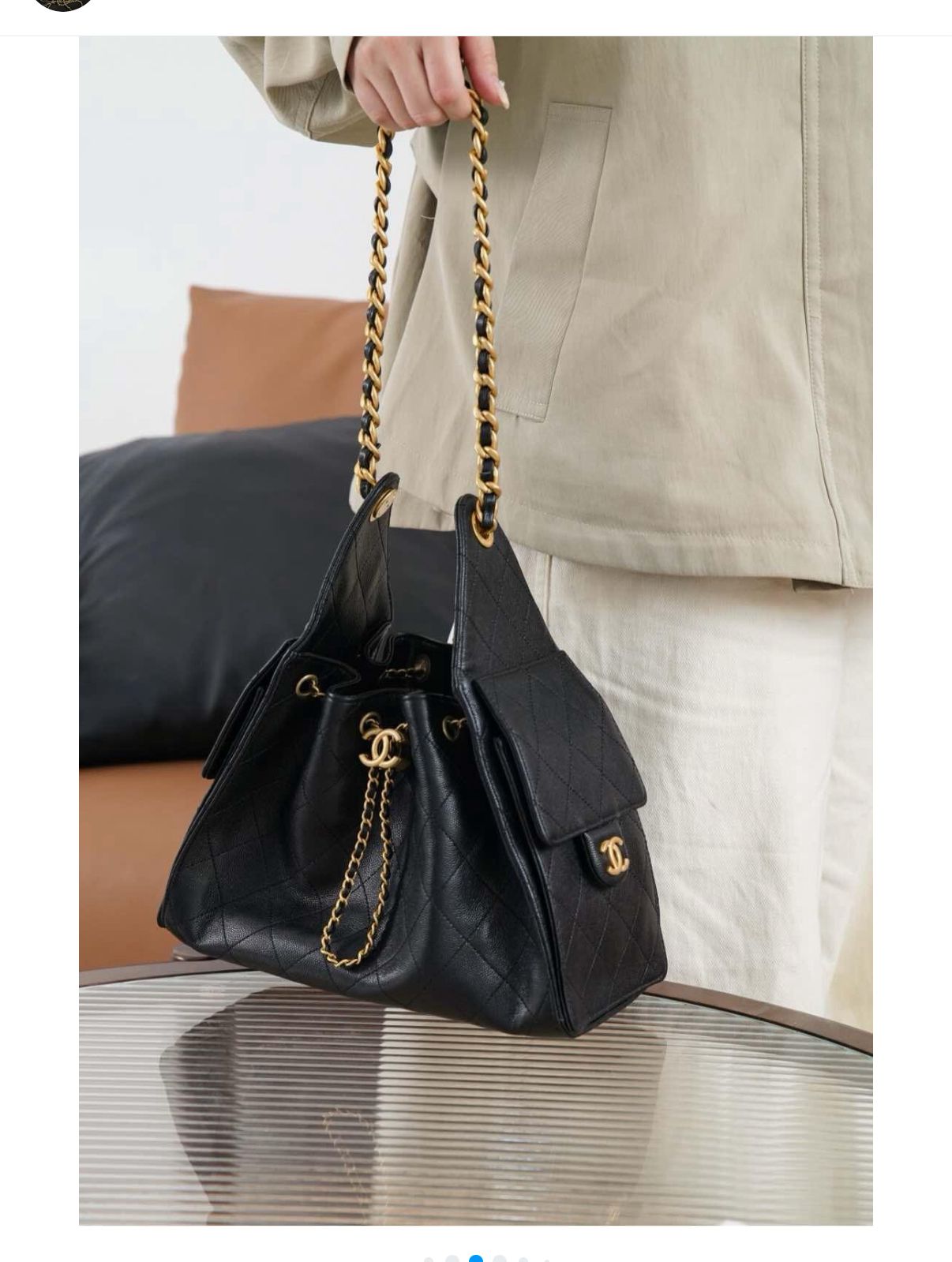 Chanel CC Dweller من القدام